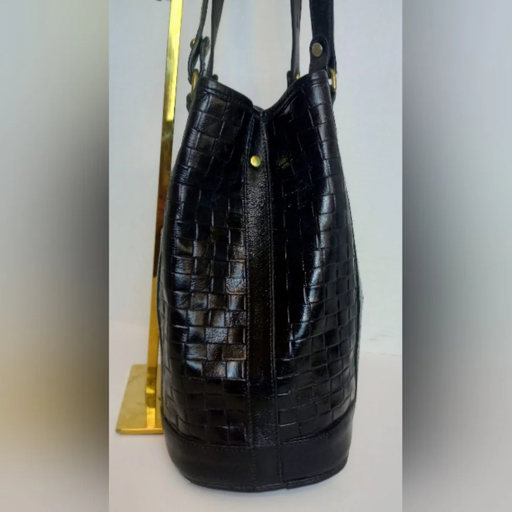 Black Woven Leather Shoulder Bag - Picture 8 of 13